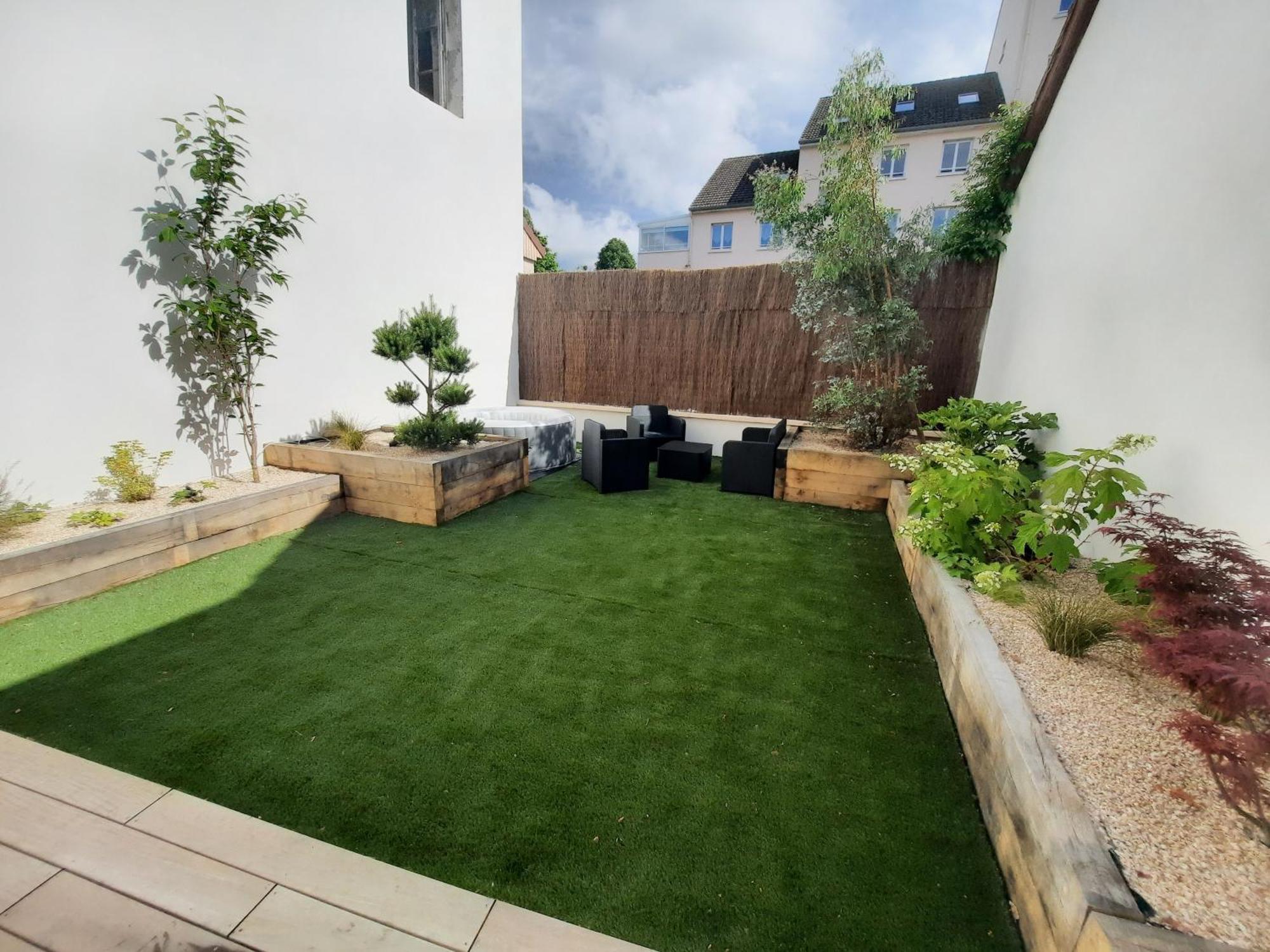 L'oasis - Maison Design Avec Jardin Et