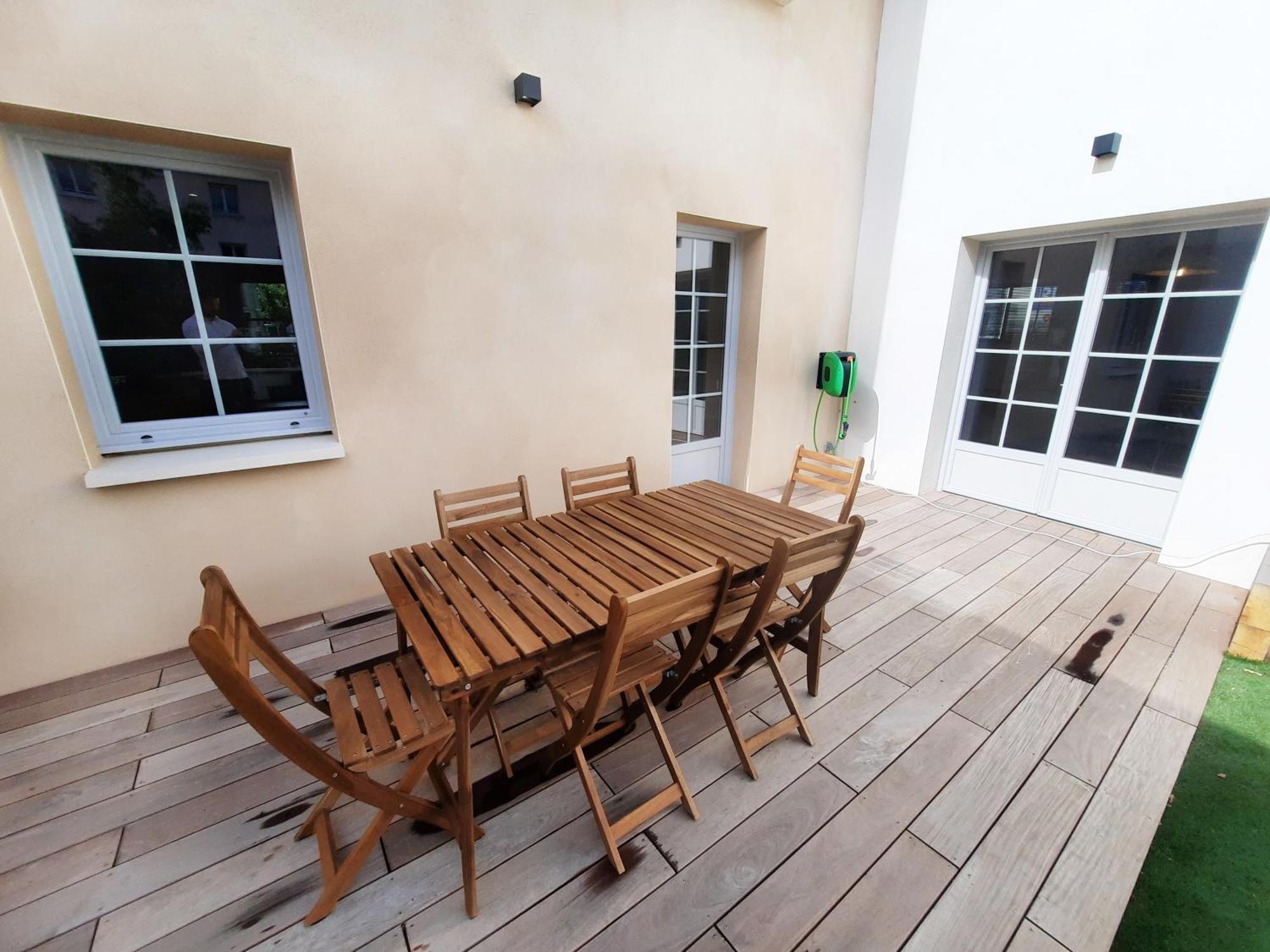 L'oasis - Maison Design Avec Jardin Et Apartment Dijon